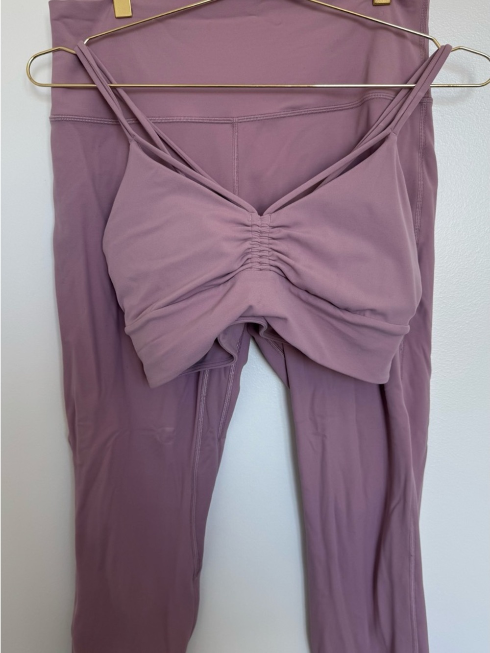 Set lululemon Strappy Sports Bra and align Leggings - Mauve color - Picture 2 of 3
